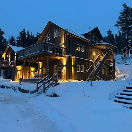 Modern Stuga Med Ski Lodge Kaensla ยาร์ฟโซ ภายนอก รูปภาพ