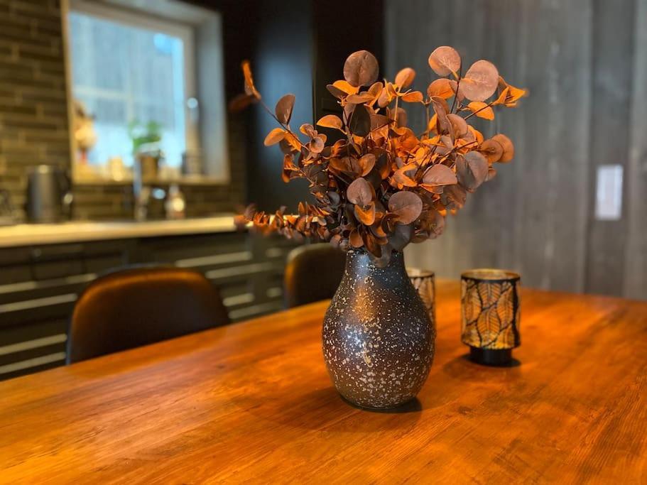 Modern Stuga Med Ski Lodge Kaensla ยาร์ฟโซ ภายนอก รูปภาพ